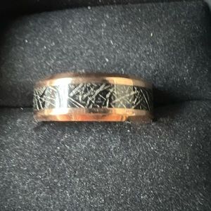 Rose gold wedding ring